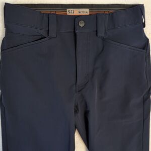 5.11 Tactical Series casual‎ Pants Mens  size 32 Dark Navy